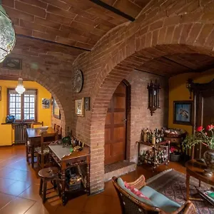 Casa Lazzaro Al Centro Di , Siena Italy